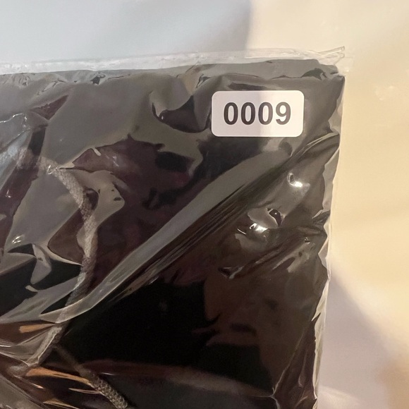 Anvil Hoodie Woman’s Large Hooded Tee Shirt Long Sleeve Lightweight Black Top - Picture 9 of 9